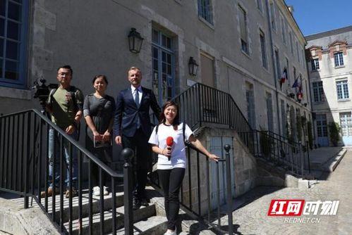 景区吃瓜网红事件视频,一场网络狂欢背后的争议与反思