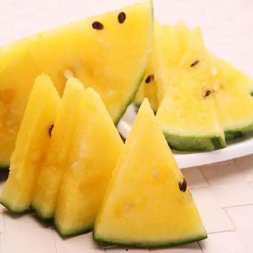 吃瓜网黑什么,黑什么事件引发网友热议