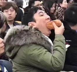 喵小吉地铁现场花絮完整版吃瓜网,揭秘吃瓜网独家幕后瞬间