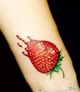 吃瓜网红纹身图片,揭秘流行纹身背后的故事