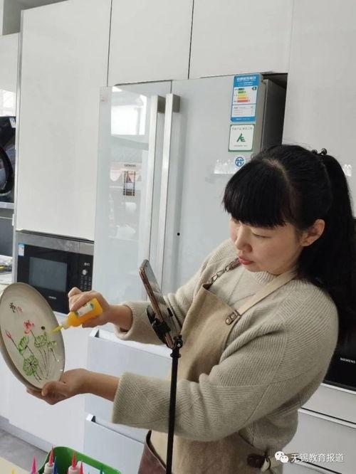 网红夫妻主播吃瓜