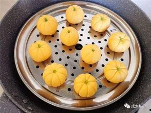 网红吃小占瓜好吃吗是真的吗,口感真实测评，好吃与否一探究竟