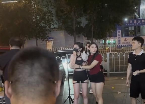 网红刘二萌吃瓜事件视频